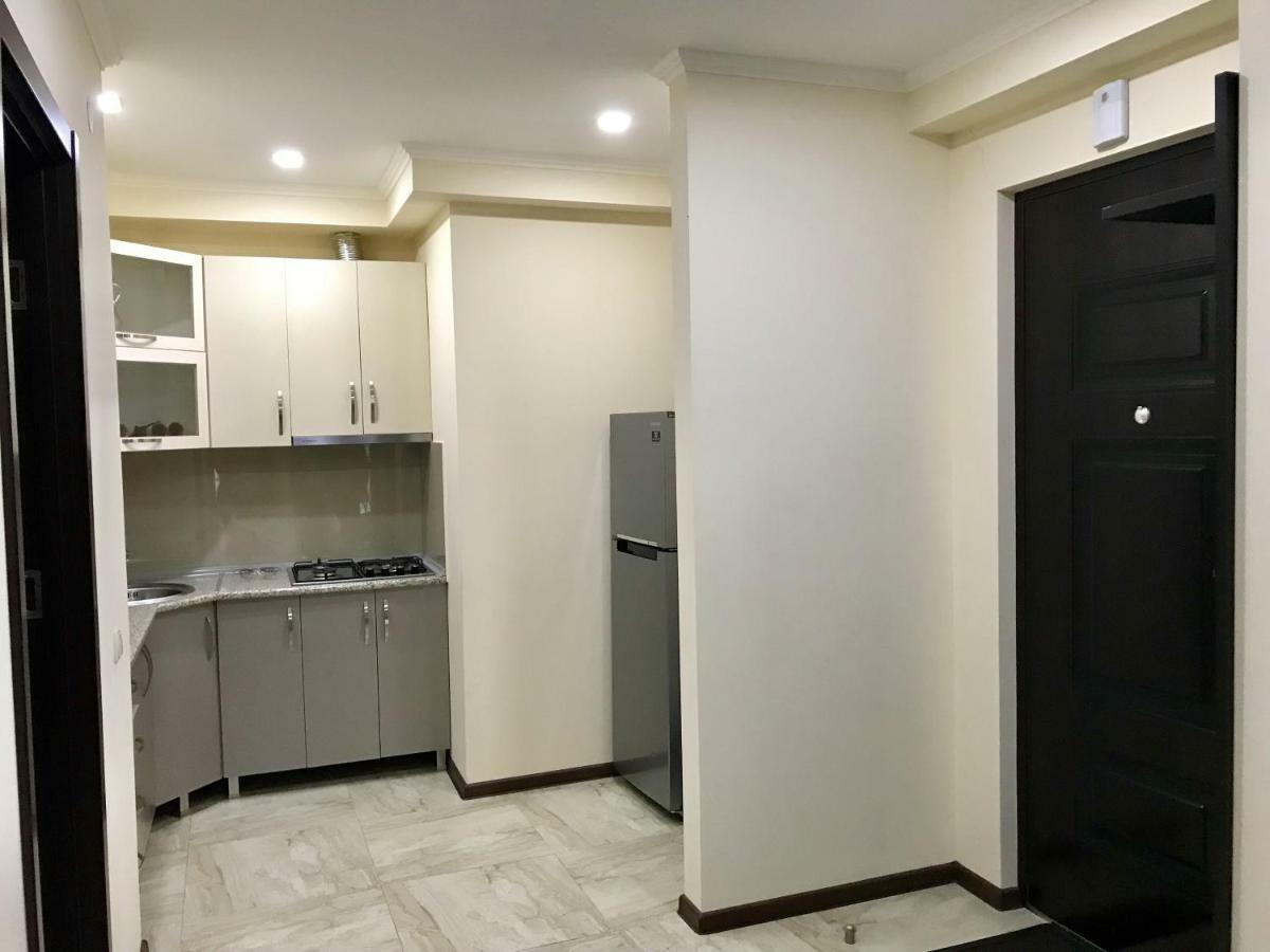 Apartments By The Sea Batumi Esterno foto