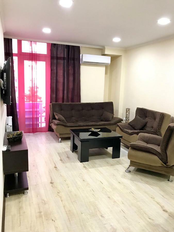 Apartments By The Sea Batumi Esterno foto